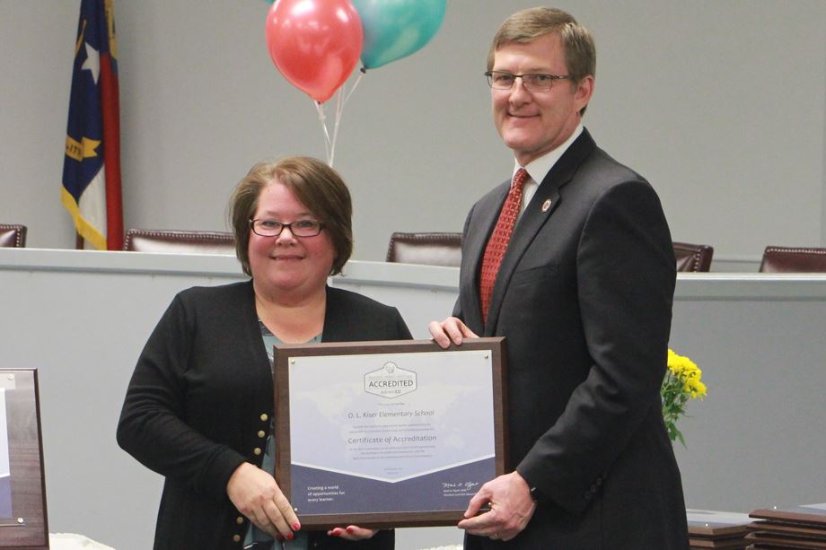 Kiser Elementary earns accreditation as a quality school Kiser Elementary earns accreditation as a quality school
