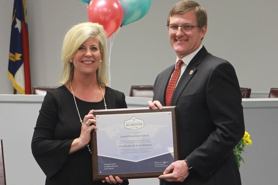 Lowell Elementary earns accreditation as a quality school Lowell Elementary earns accreditation as a quality school