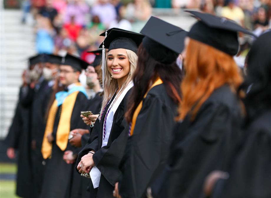 Graduation 2021 / Forestview High School - Class of 2021