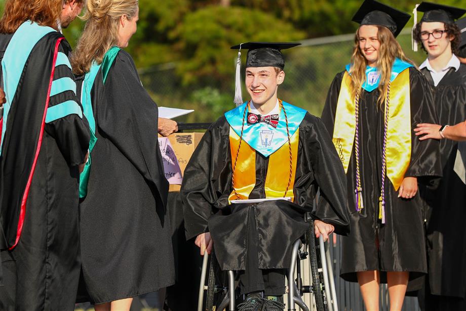 Graduation 2021 / Forestview High School - Class of 2021