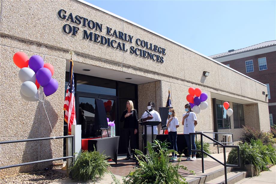 Gaston Early College of Medical Sciences Ribbon Cutting