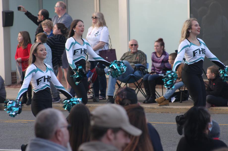 Forestview High School Cheerleaders, Gastonia Parade