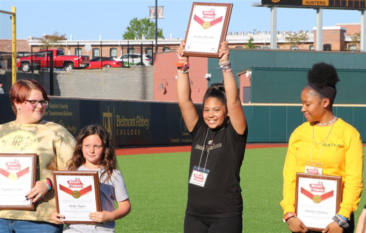 ‘Do the Right Thing’ winners recognized at baseball game