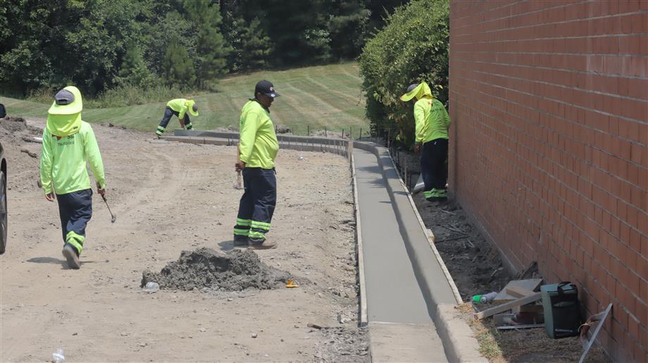Pinewood Elementary School Paving